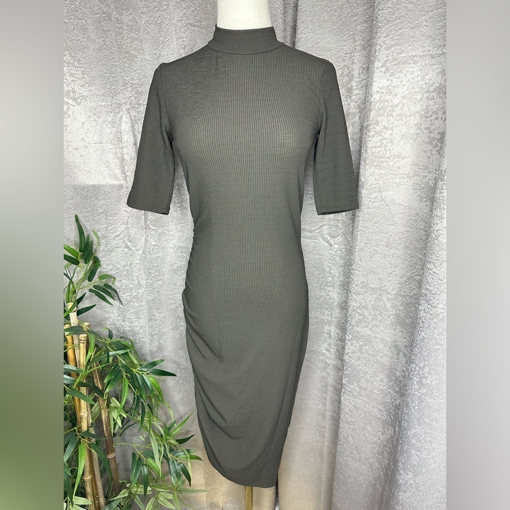 Zara Women’s Mock Neck Ribbed Side Ruching Midi Dress in Olive Sz S